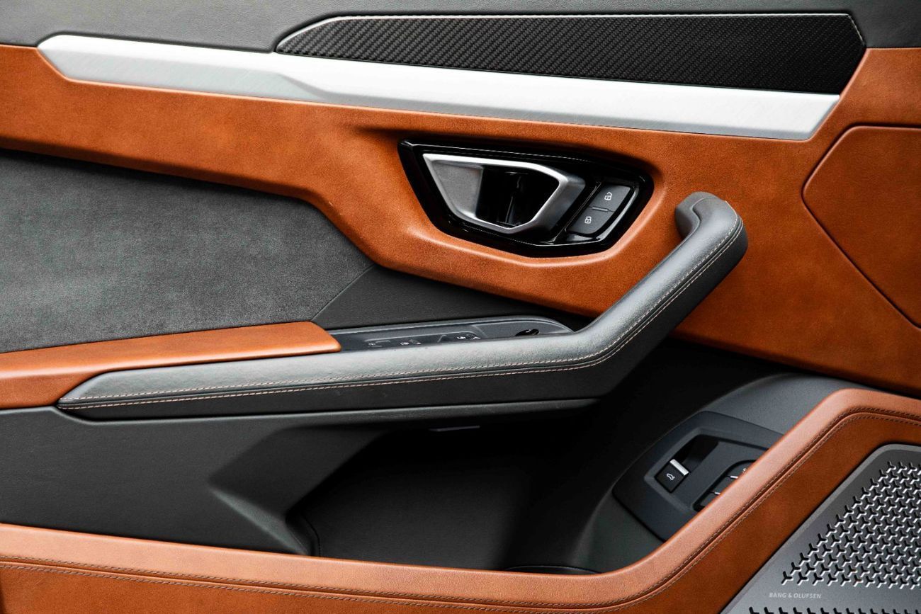 Lamborghini Urus | 15,862 P.M  | 0% Downpayment | Agency Warranty!