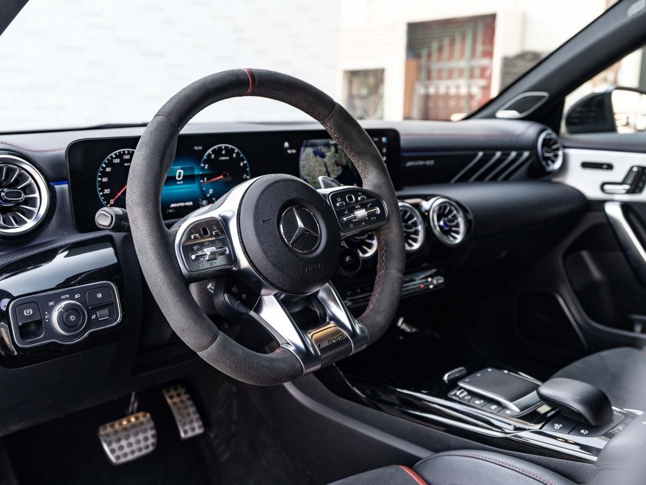 Mercedes Benz CLA 45 AMG STD