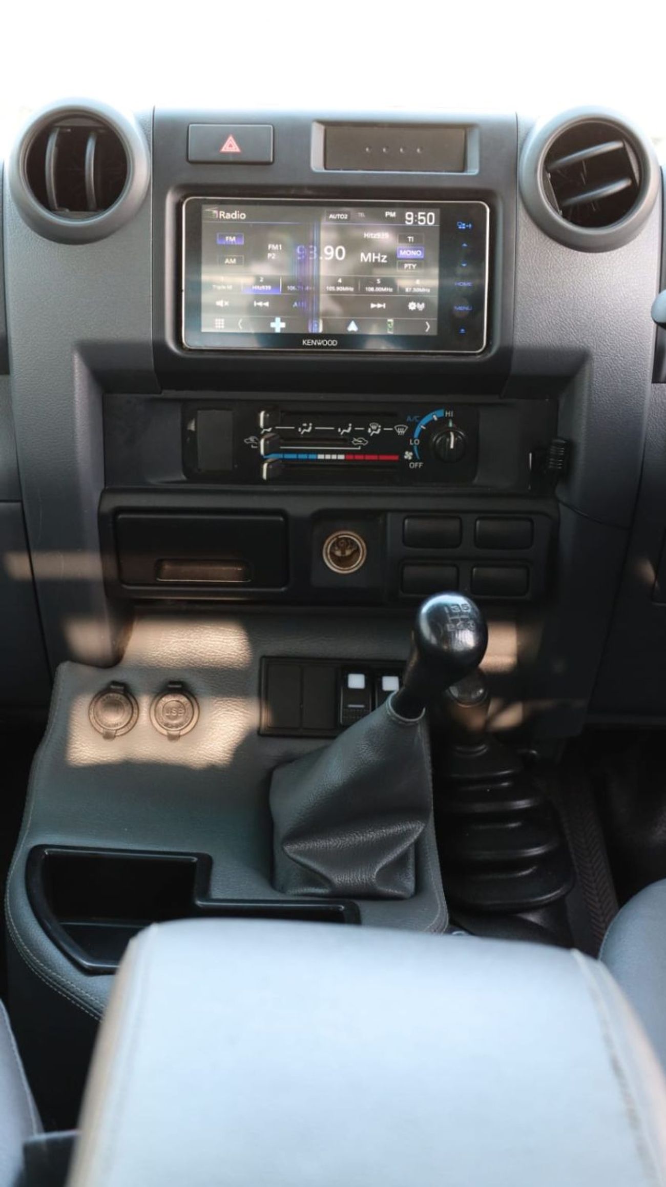 Toyota Land Cruiser Pick Up Double Cabin 4.5L 2014 TOYOTA LAND CRUISER DOULE CABIN