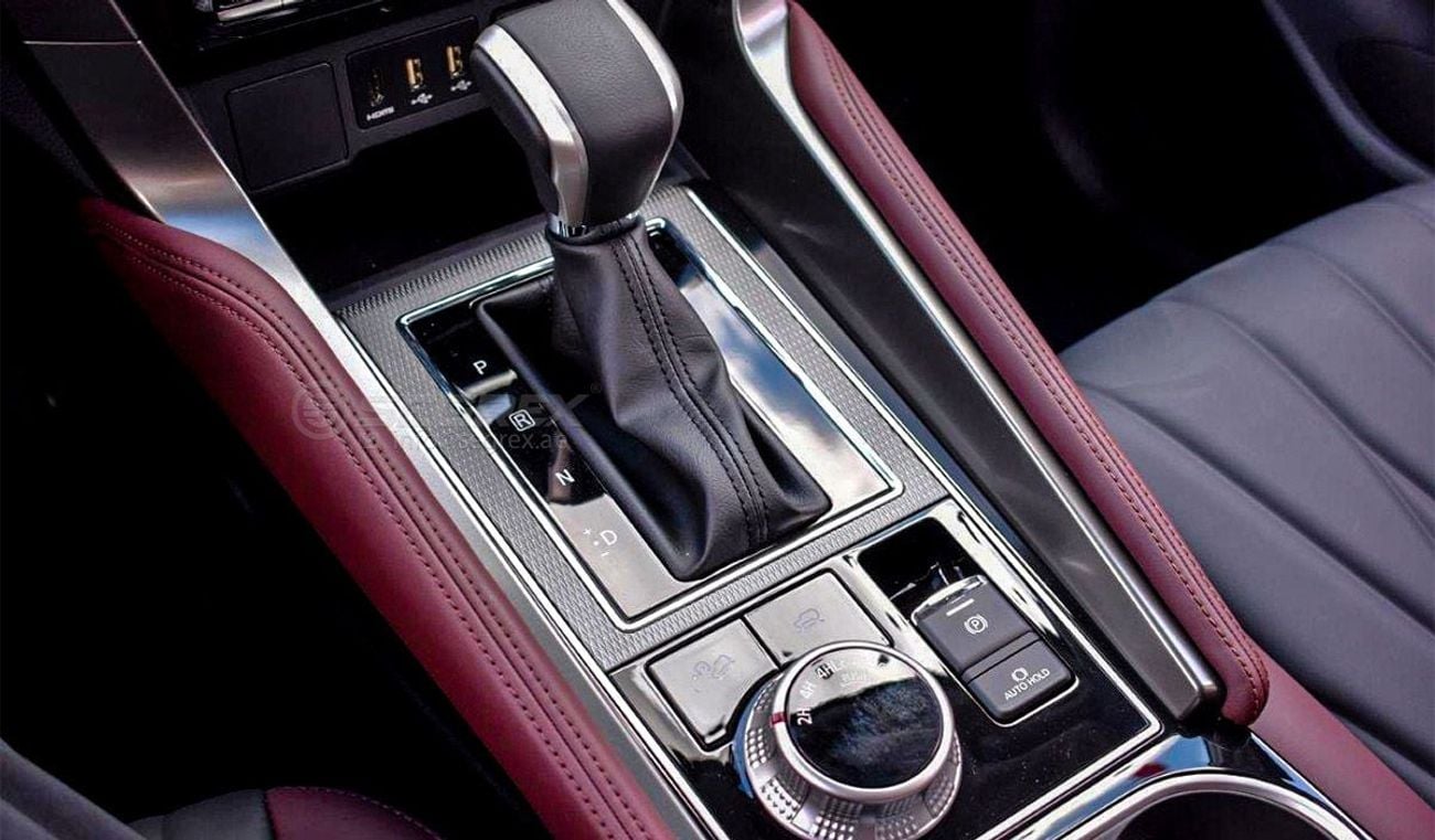 Mitsubishi Pajero Sport 2025, Mitsubishi Pajero Sport GLS, 2.4L Diesel 4WD 8A/T