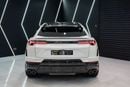Lamborghini Urus 4.0T V8 Performante Full Carbon Pack, Akrapovic Exhaust, Lamborghini Warr + Serv!!