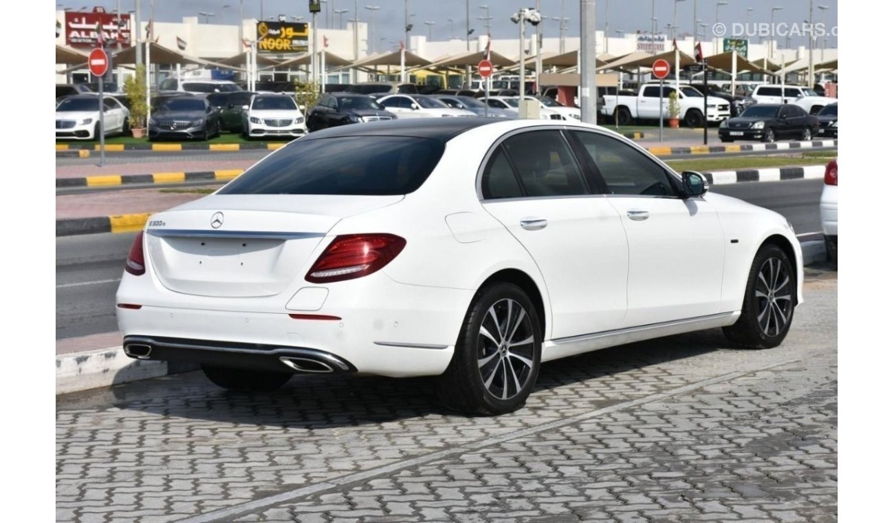 مرسيدس بنز E300 300-E ( PLUG IN HYBRID )  LOADED  CLEAN CAR - WITH WARRANTY