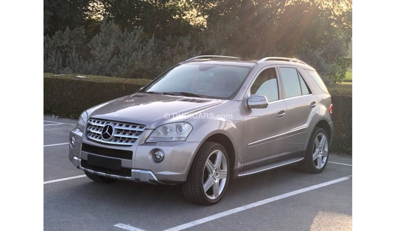 Mercedes-Benz ML 350 MODEL 2009 GCC CAR PREFECT CONDITION INSIDE AND OUTSIDE FULL OPTION