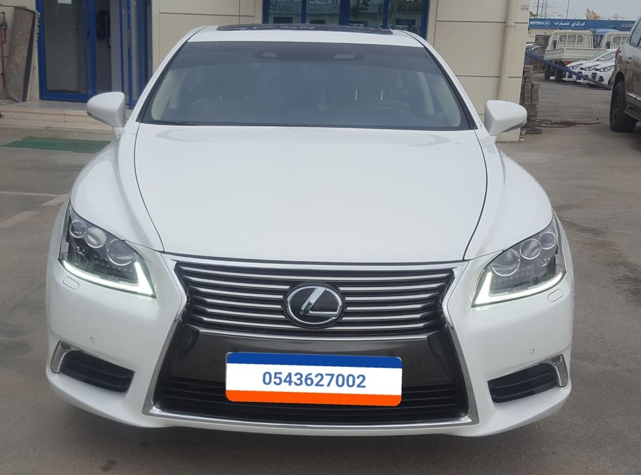 Lexus LS460