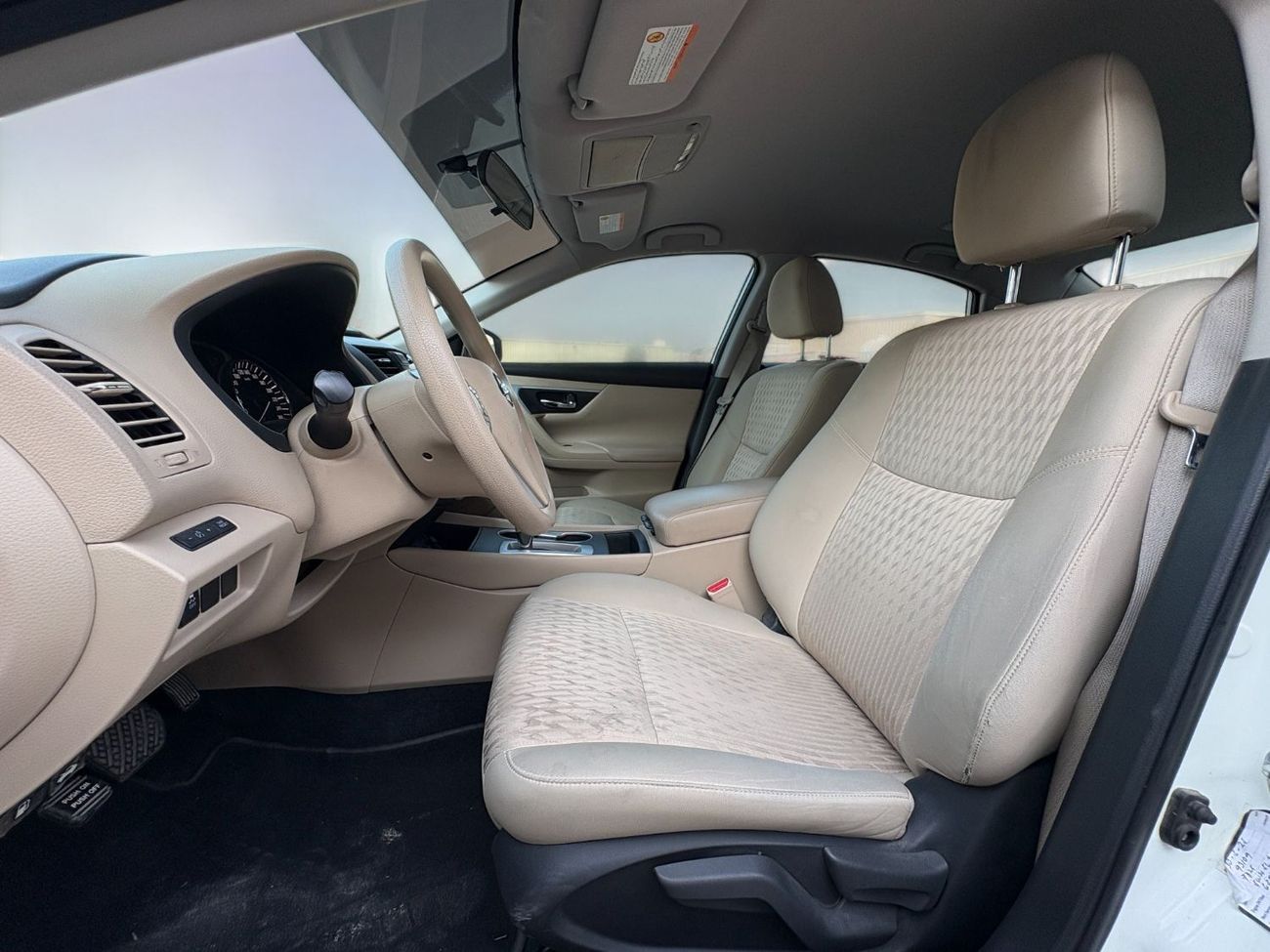 نيسان ألتيما S 2.5L I4 A/T | 2018 | GCC SPECS | WHITE EXTERIOR | AED 480 per month