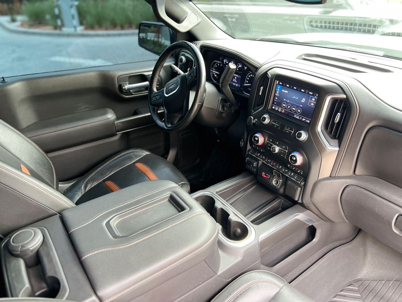 جي أم سي سييرا