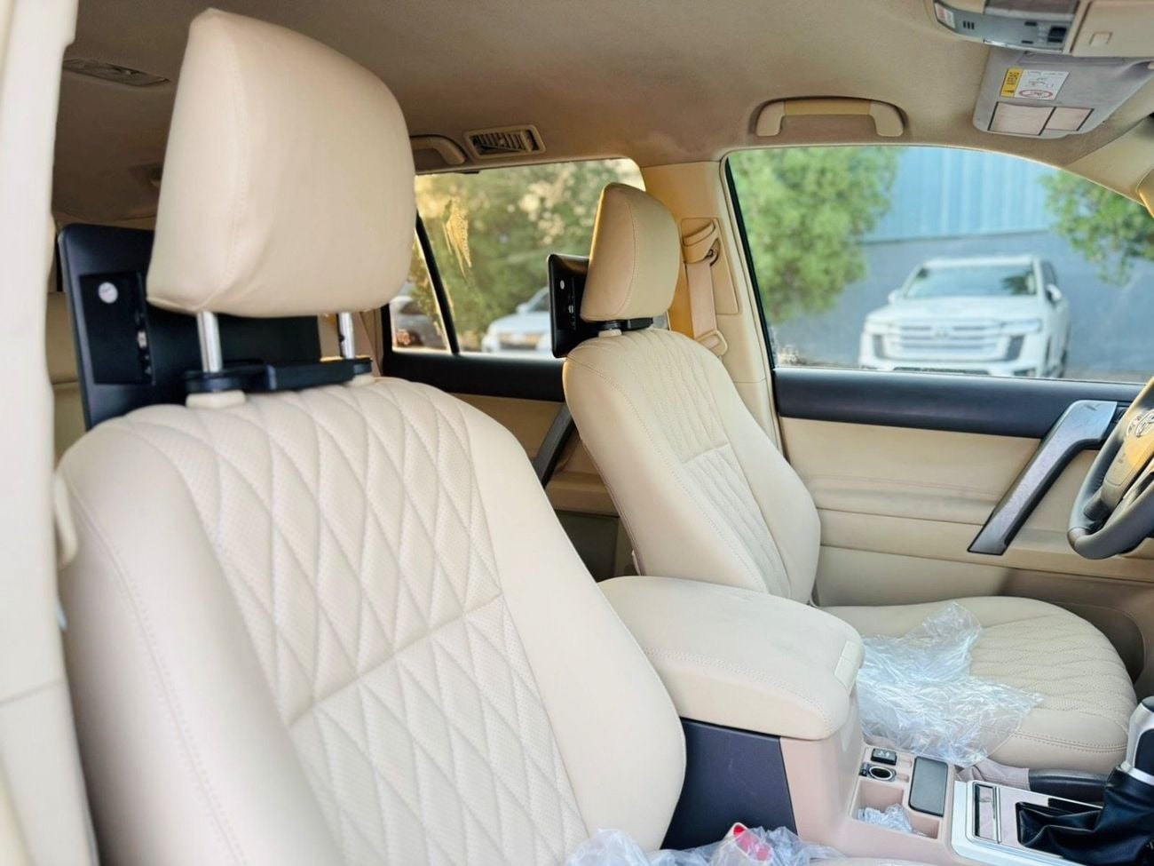 تويوتا برادو TX-L 2.7L (271 HP)