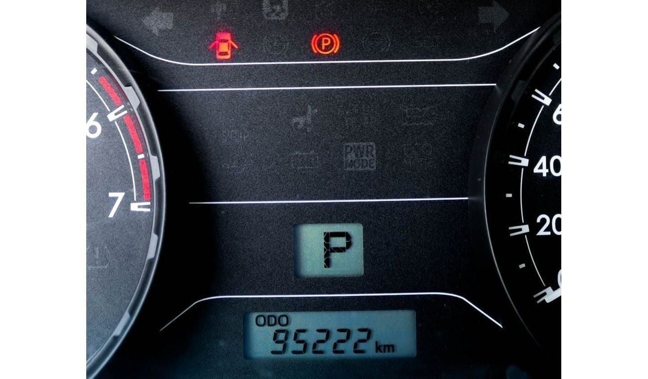 Toyota Hilux GL 2 2.7L AWD Toyota Hilux 2.7L Automatic 4X4 2020 GCC accident-free in excellent condition 1538 P.M