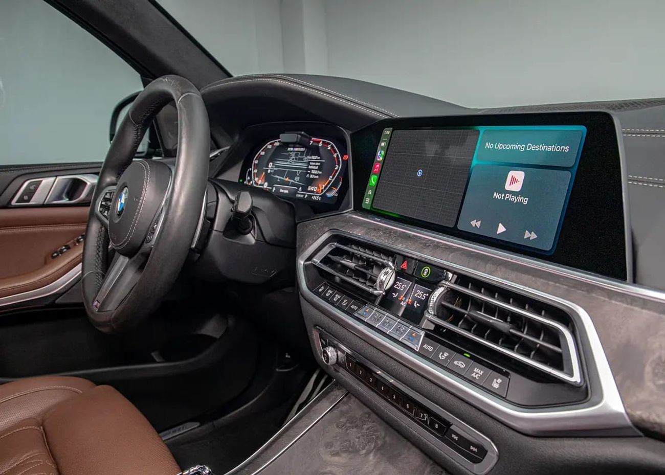 بي أم دبليو X5 M50i 4.4L