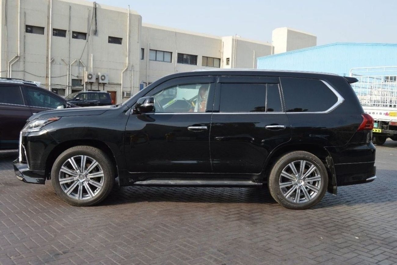 لكزس LX 570 Full option clean car
