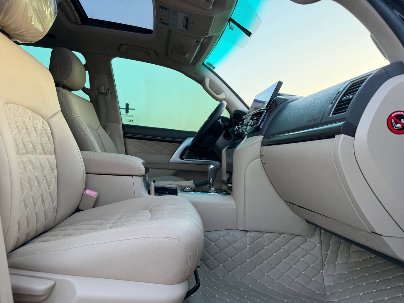 تويوتا لاند كروزر VX.R V8 upgrade 2024