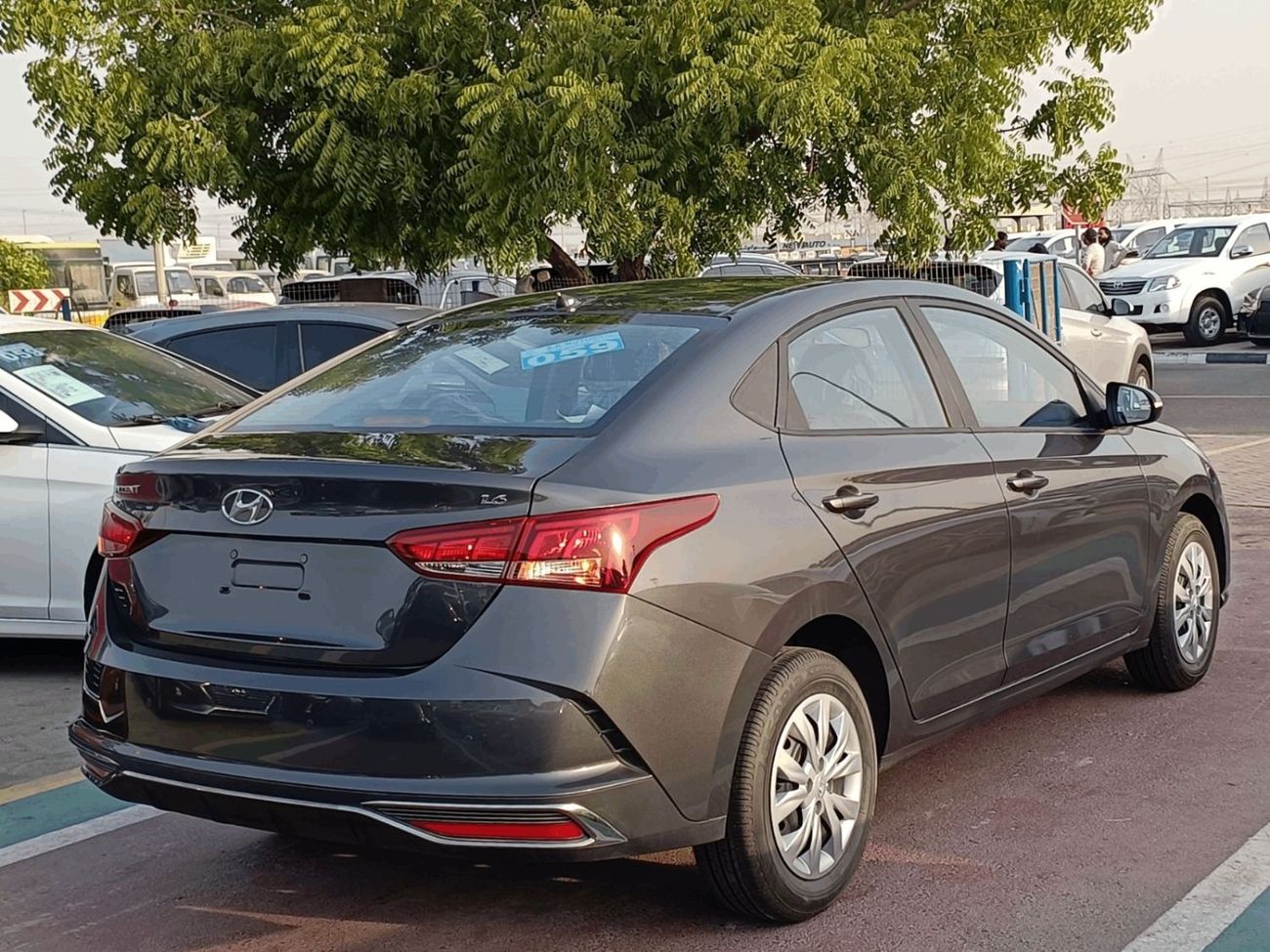 Hyundai Accent 1.6L / AVAILABLE FOR UAE/ BRAND NEW/ ALLOY RIMS (CODE#67827)