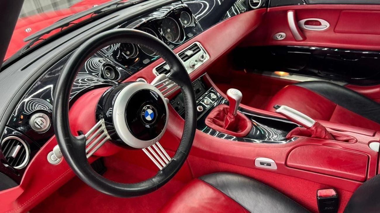 BMW Z8 STD 4.9L,V8 ,   6 Speed Manual