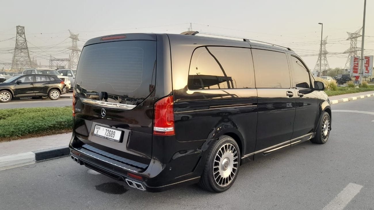 Mercedes-Benz V 250 Vip interior original car low kms personal use from new