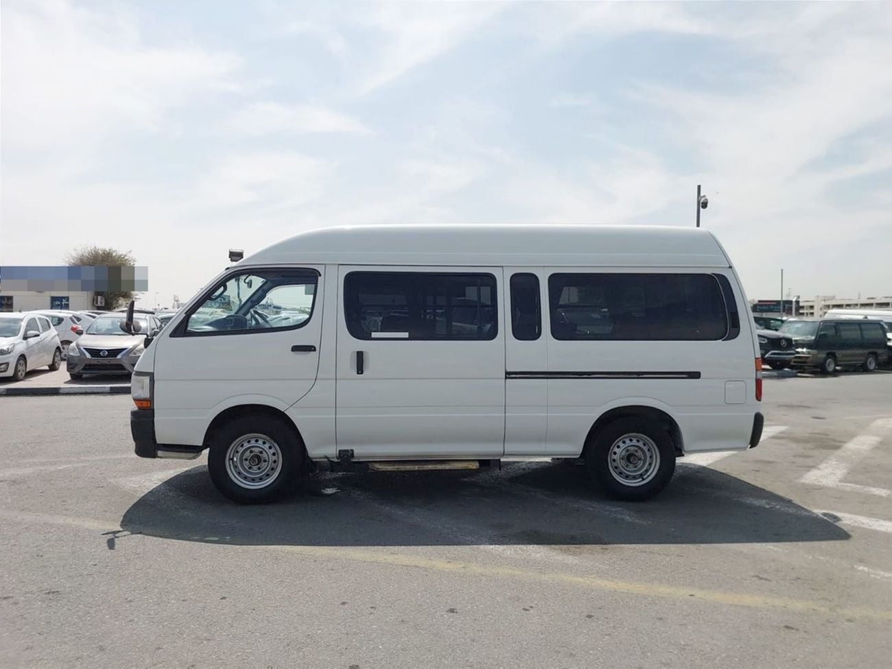 Toyota Hiace (RAMADAN OFFER) TOYOTA HIACE VAN RHD 2003 MODEL 2.4 L PETROL AUTOMATIC(PM02943)