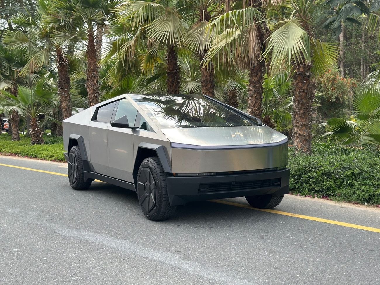 Tesla Cybertruck 2025 Cyberbeast Foundation Series | 845 HP | Triple Motor AWD | Limited Edition | Brand New Zero Km