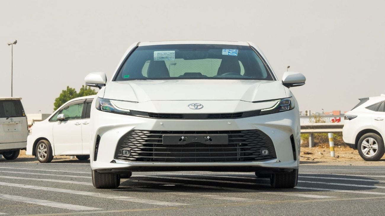 Toyota Camry 2026 Toyota Camry LE facelift 2.5L Petrol AT with Sunroof - GCC (Export price)