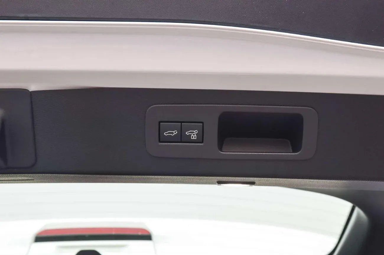 لكزس LX 600 LX 600 Signature 3.5L