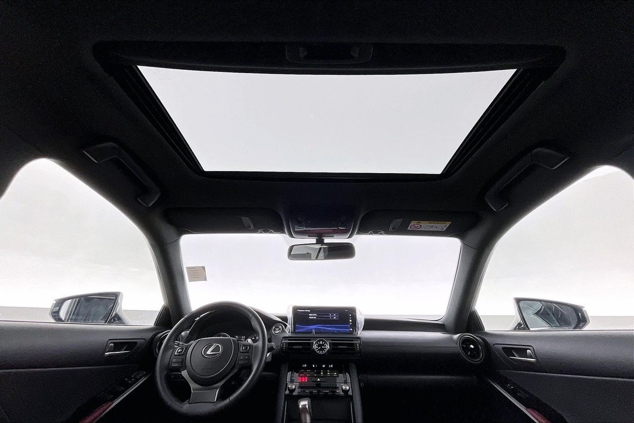 Lexus IS300 Premier | 1 year free warranty | 0 Down Payment