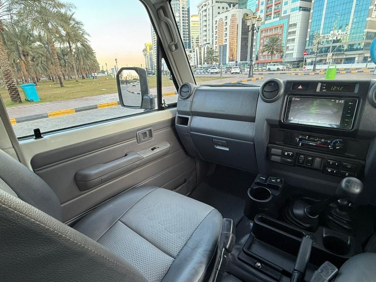 Toyota Land Cruiser 70 HT VXR 