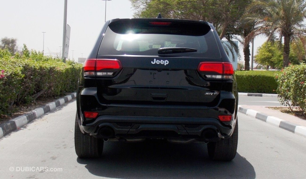 Jeep Grand Cherokee Brand New 2017 SRT 4X4 SPORT GCC CARBON FIBER  3 YEARS OR 60000 KM AT The DEALER DSS OFFER