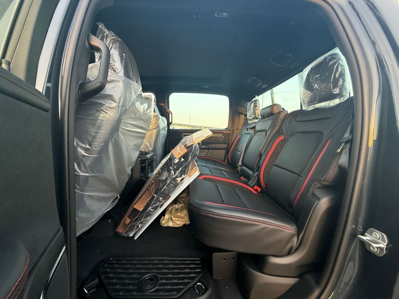 رام 1500 EXPORT PRICE - RAM RHO 3.0L TT HO - Silver (FULL OPTION)