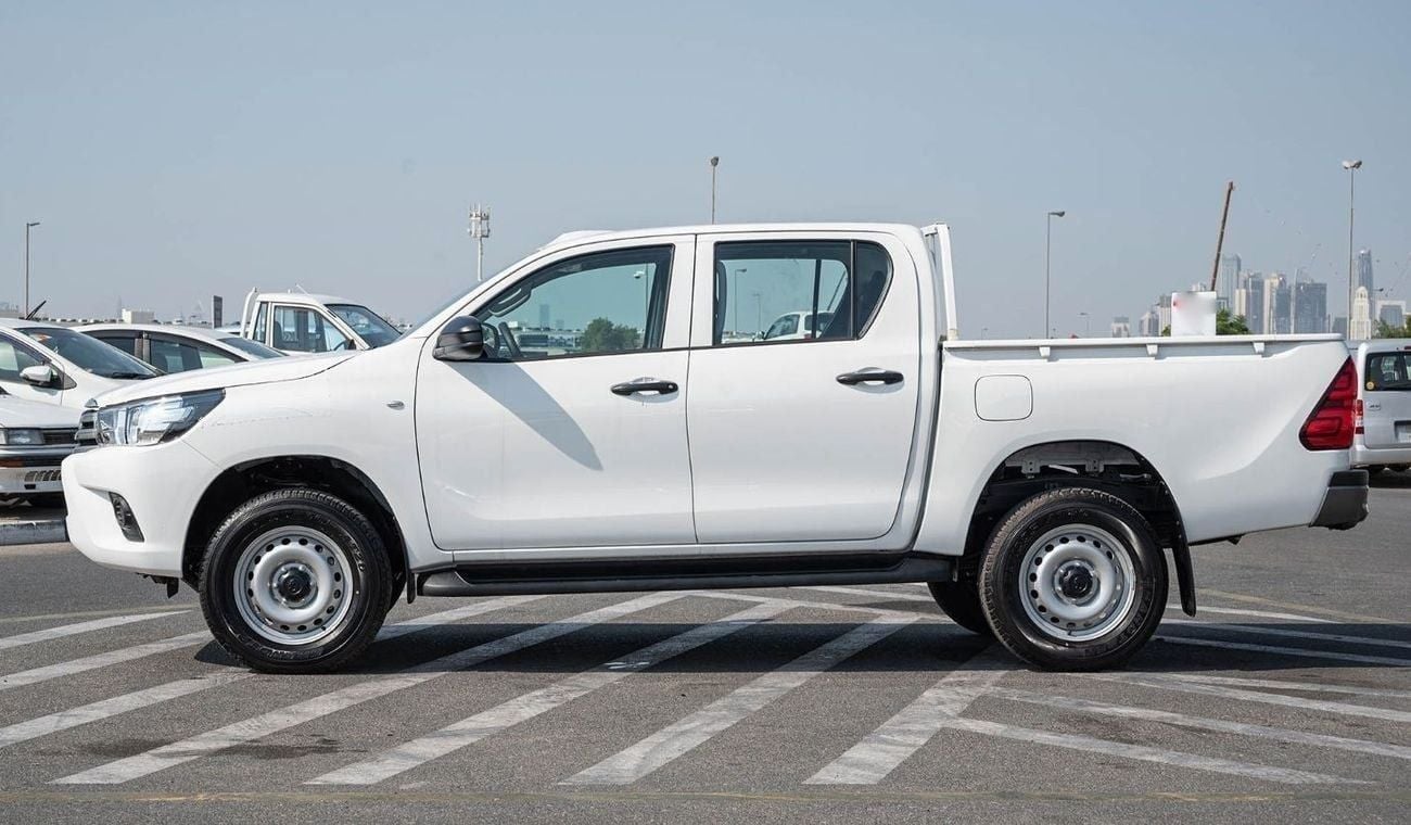 تويوتا هيلوكس Toyota hilux 2.4L DIESEL basic option MY2025