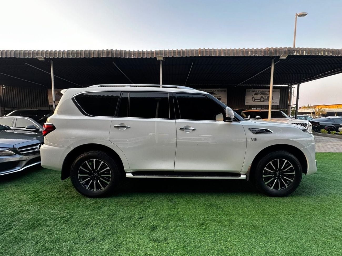 Nissan Patrol LE PLATINUM CITY + LE TITANIUM