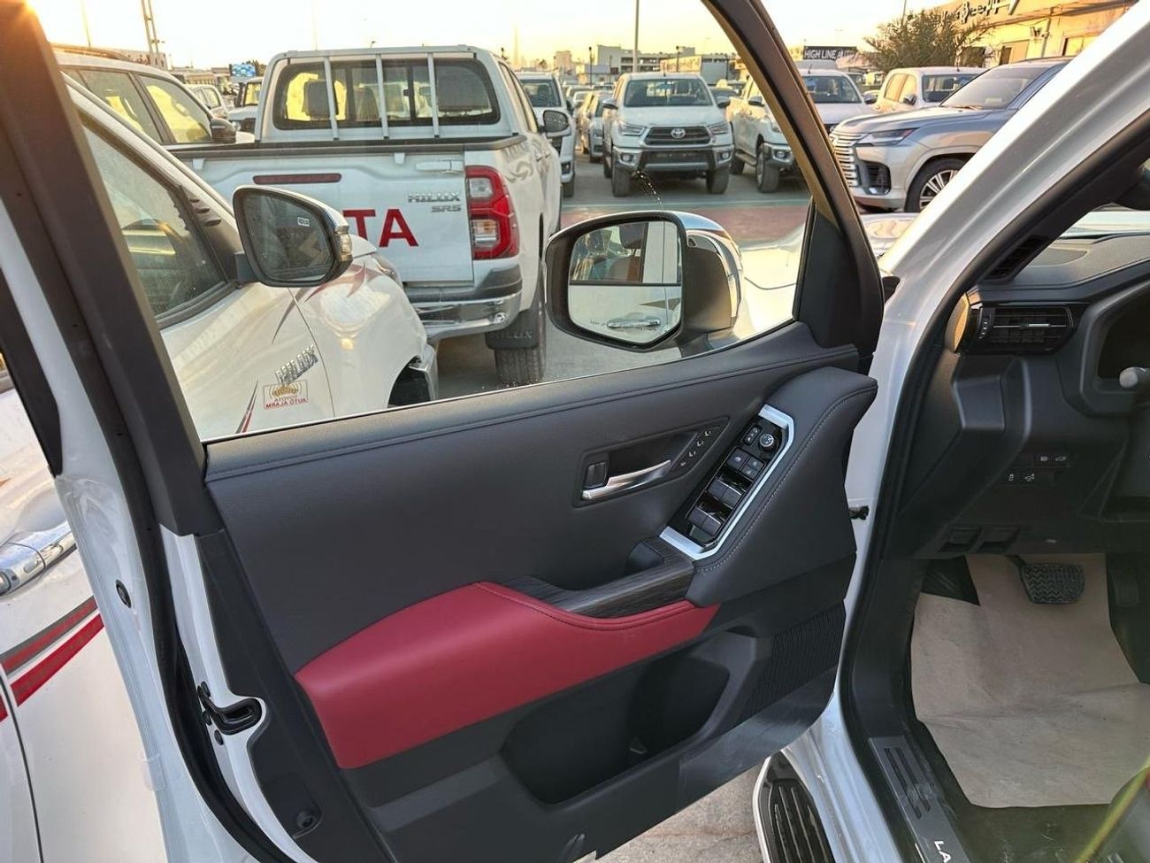 Toyota Land Cruiser VXR 3.5L