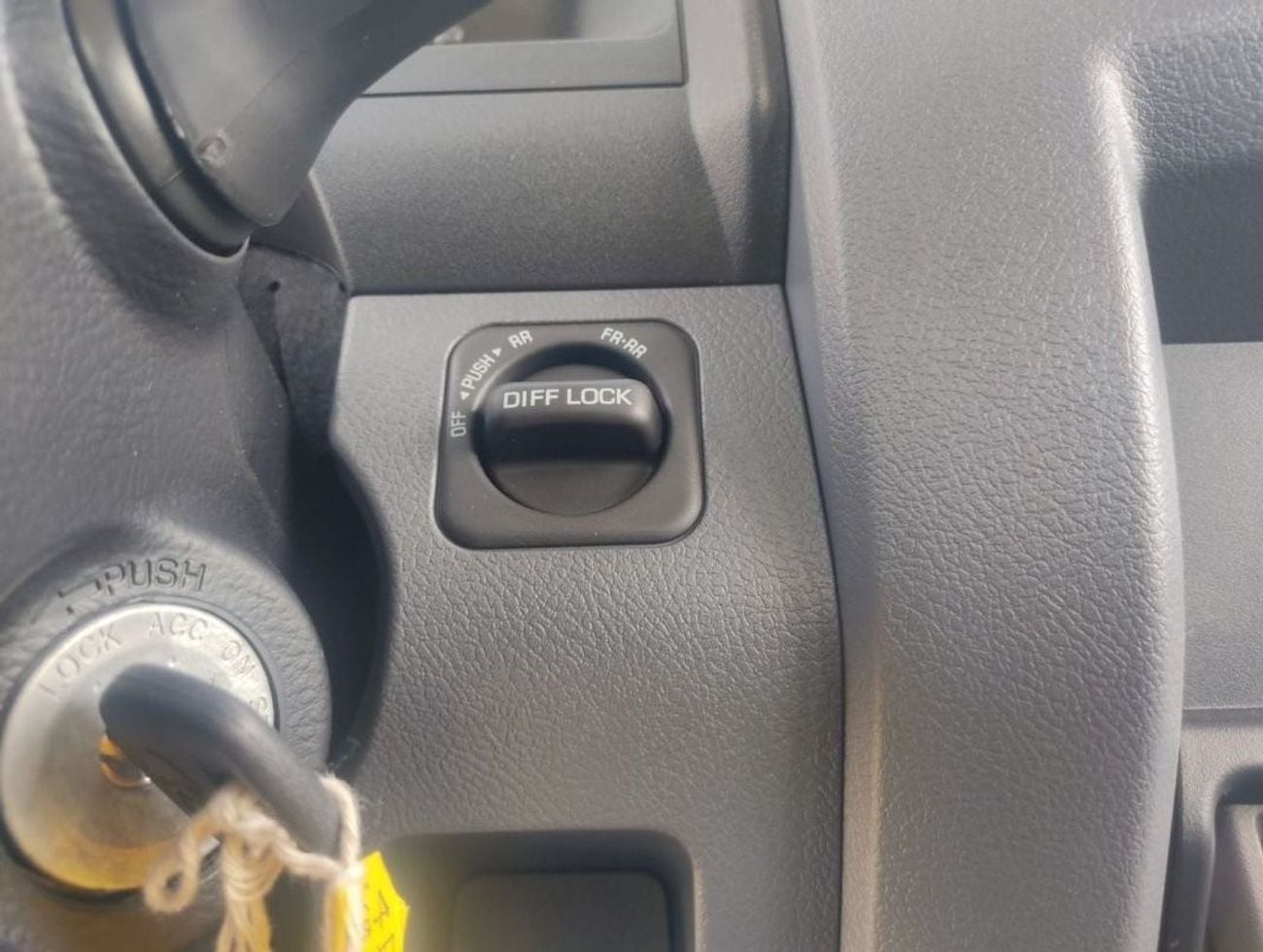 تويوتا لاند كروزر بيك آب DOUBLE CAB 4.2L MT DIESEL WITH DIFFLOCK