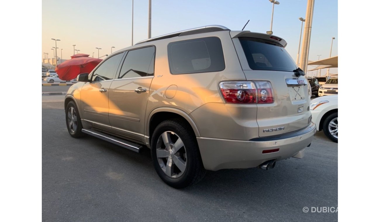 جي أم سي أكاديا GMC ACADIA GCC SINGLE OWNER