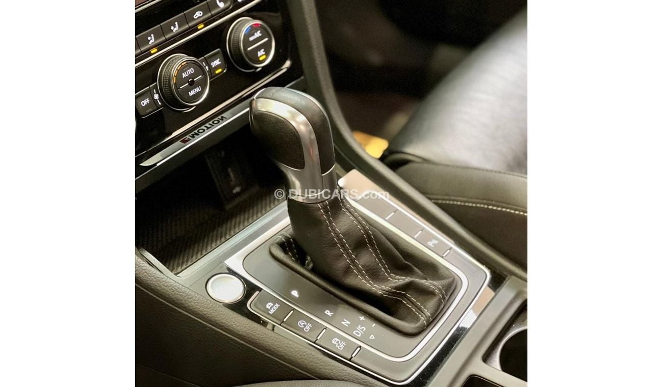 فولكس واجن جولف 2018 VW Golf R, Volkswagen Warranty, Service History, GCC