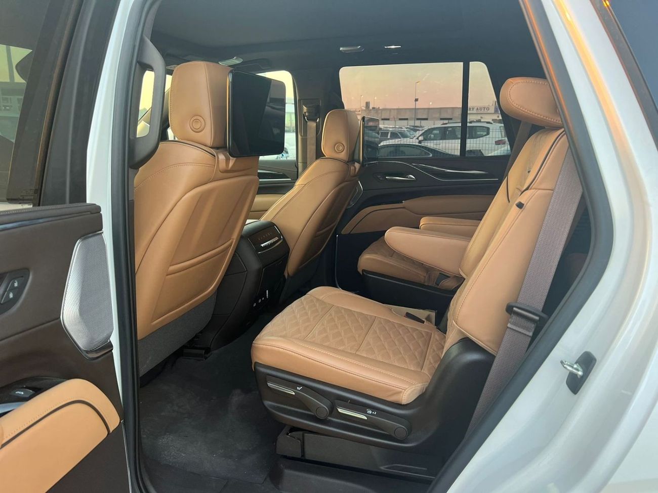 Cadillac Escalade Premium Luxury Platinum