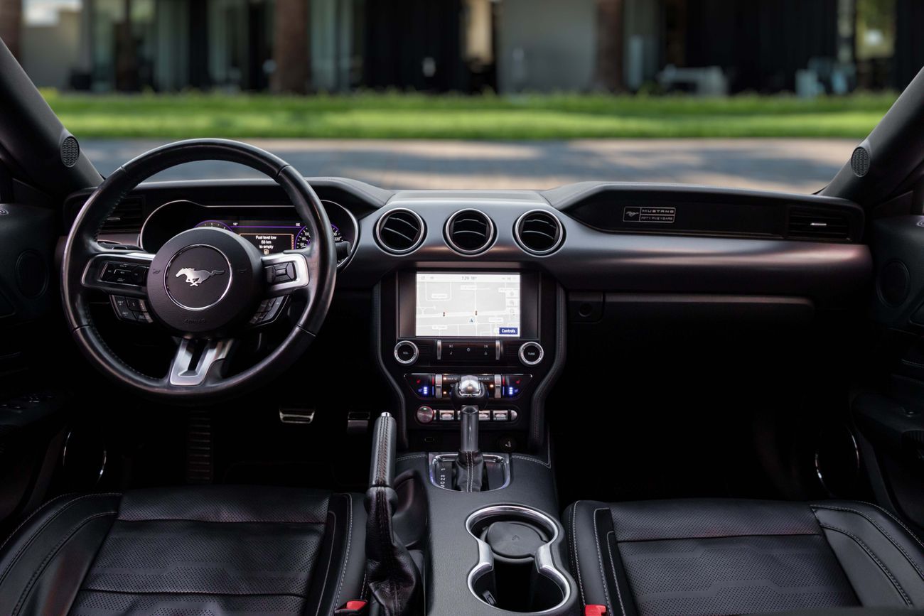 فورد موستانج Mustang | 2,350 P.M | 0% Downpayment | Apple Car Play | AC Seats | Warranty!