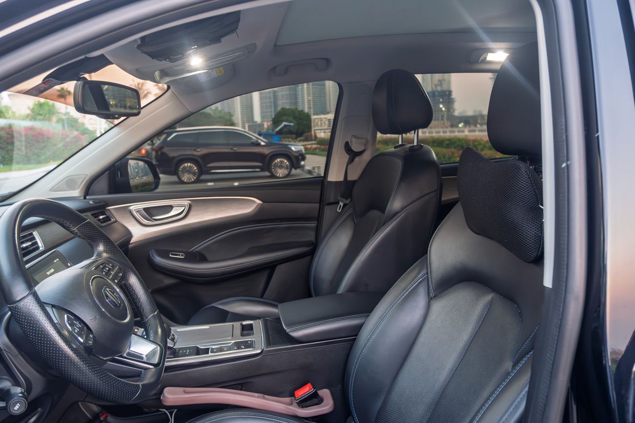 أم جي RX5 1.5T LUX