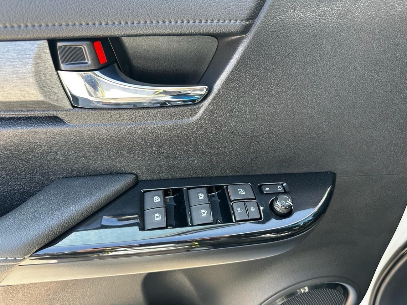 Toyota Hilux 2024 Toyota Hilux Adventure DC V6 4.0L Petrol A/T 4WD Only For Export