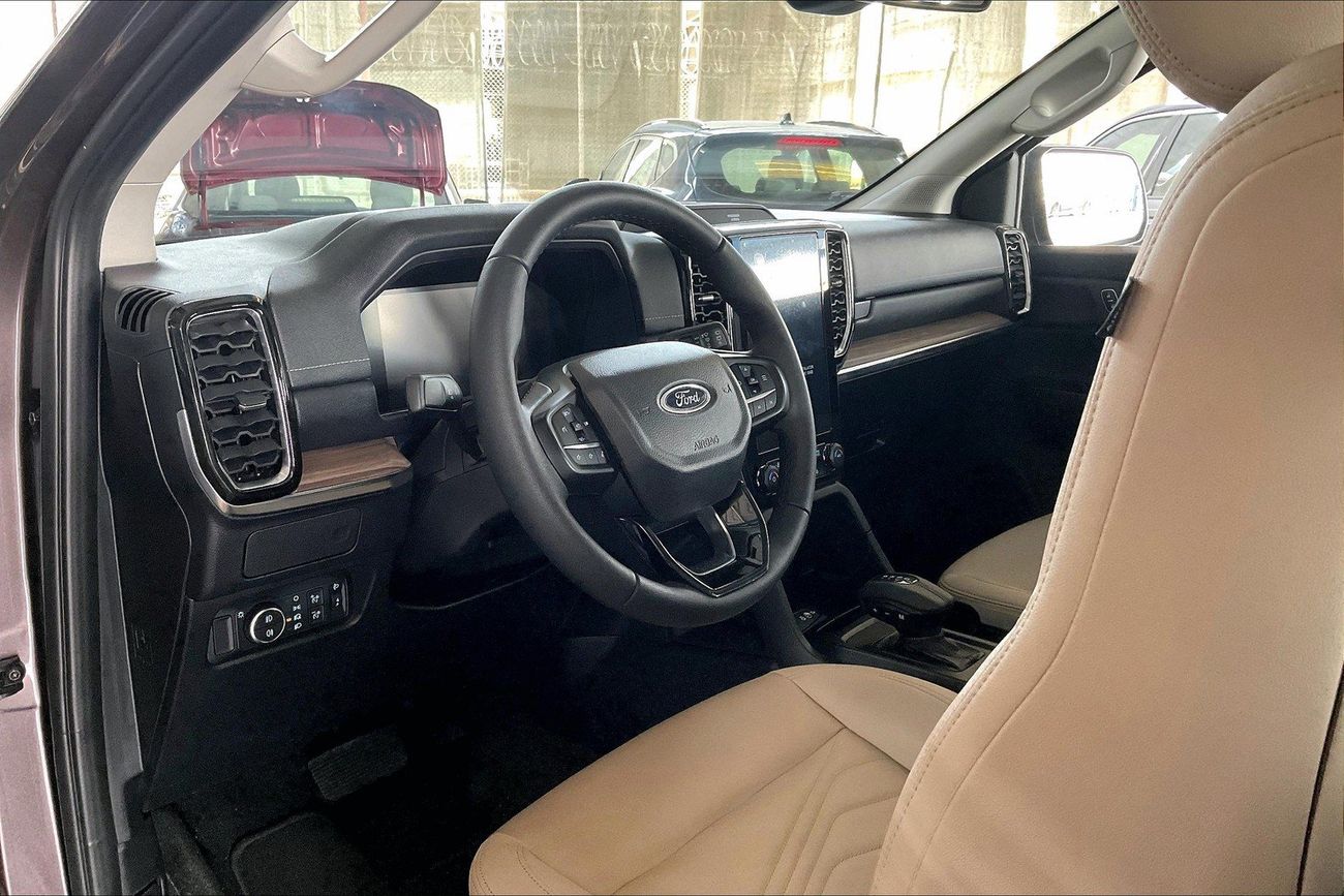 فورد ايفرست XLT | شامل الضمان | 0 ﺪﻔﻋﺓ ﺃﻮﻟﻯ