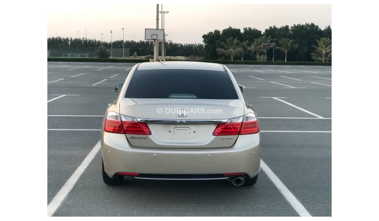 هوندا أكورد موديل 2013 GCC CAR PREFECT CONDITION INSIDE AND OUTSIDE