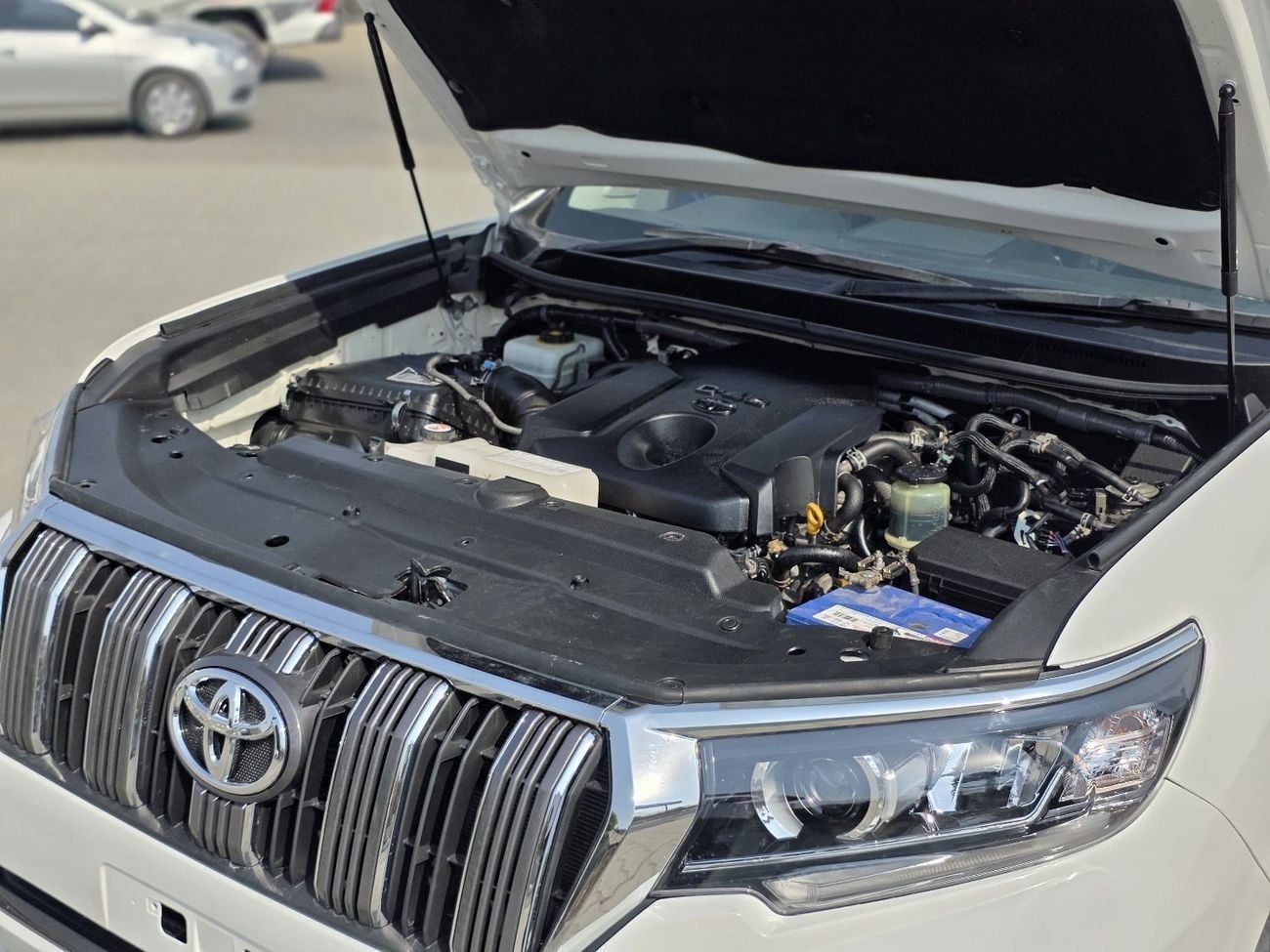 تويوتا برادو VXR TX 2.8L
