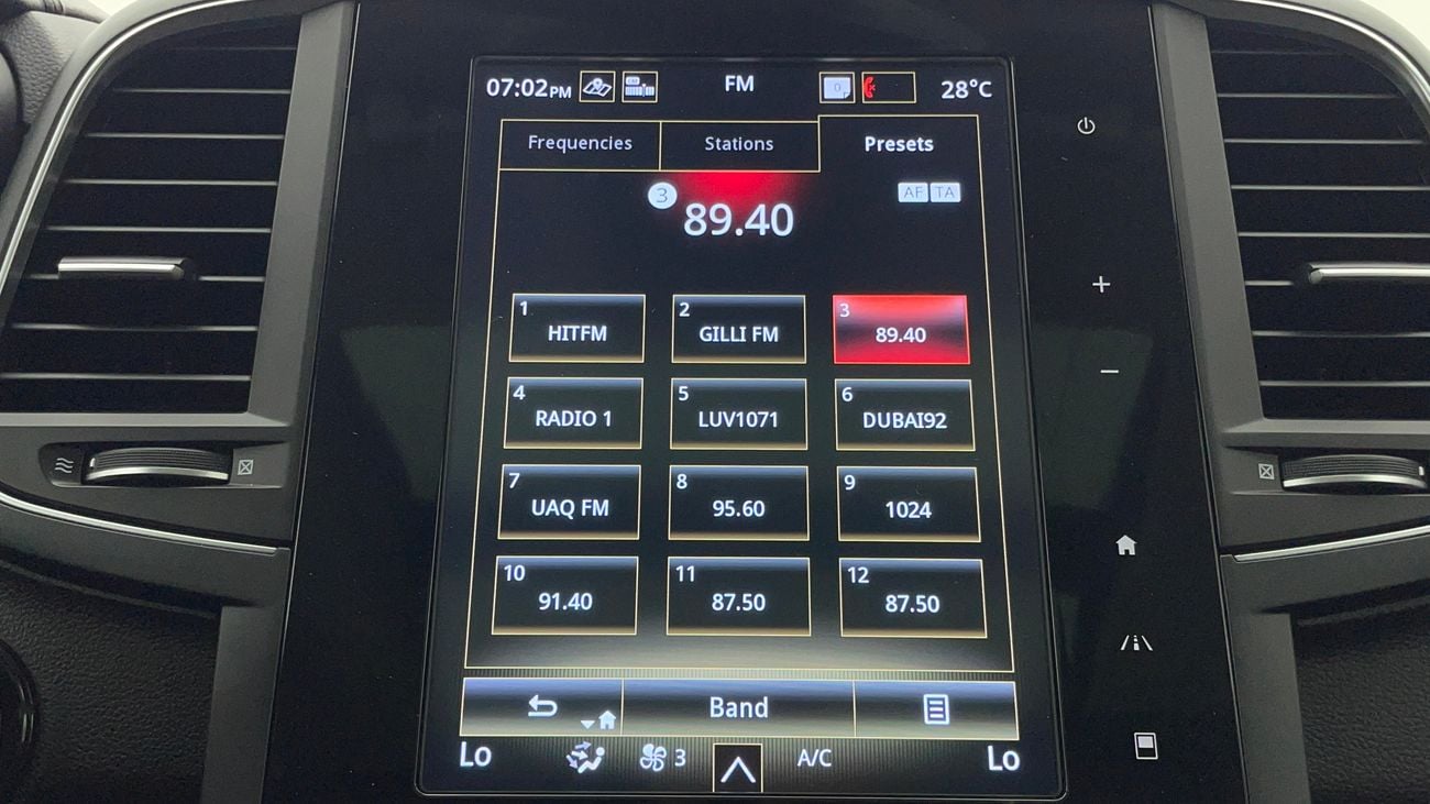 رينو كوليوس LE 2.5 | بدون دفعة مقدمة | اختبار القيادة في المنزل