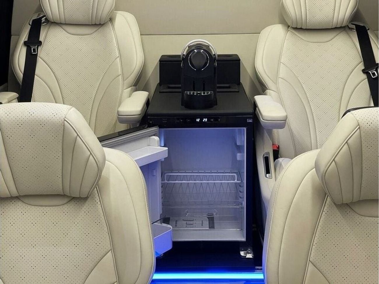 مرسيدس بنز سبرينتر Built by Barugzai | 8-Seater VIP Interior | 2 Years Agency Warranty Service Contract