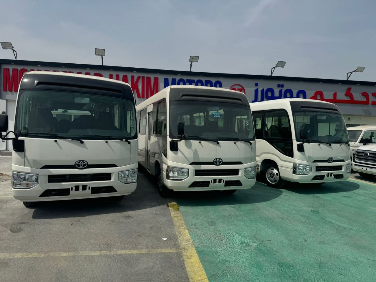 Toyota Coaster TOYOTA COASTER 4.0L MANUAL 2025 GCC SPECS