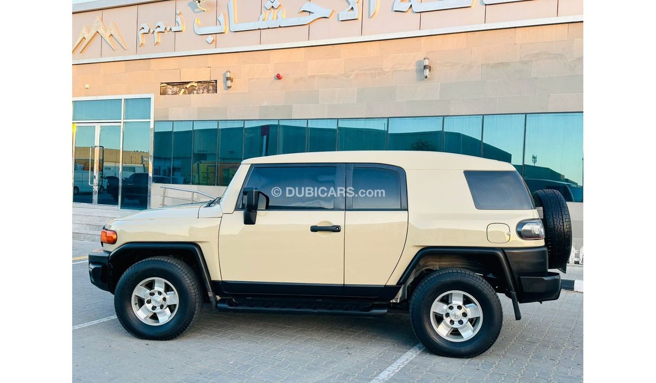 Used Toyota FJ Cruiser 2008 for sale in Dubai - 694817