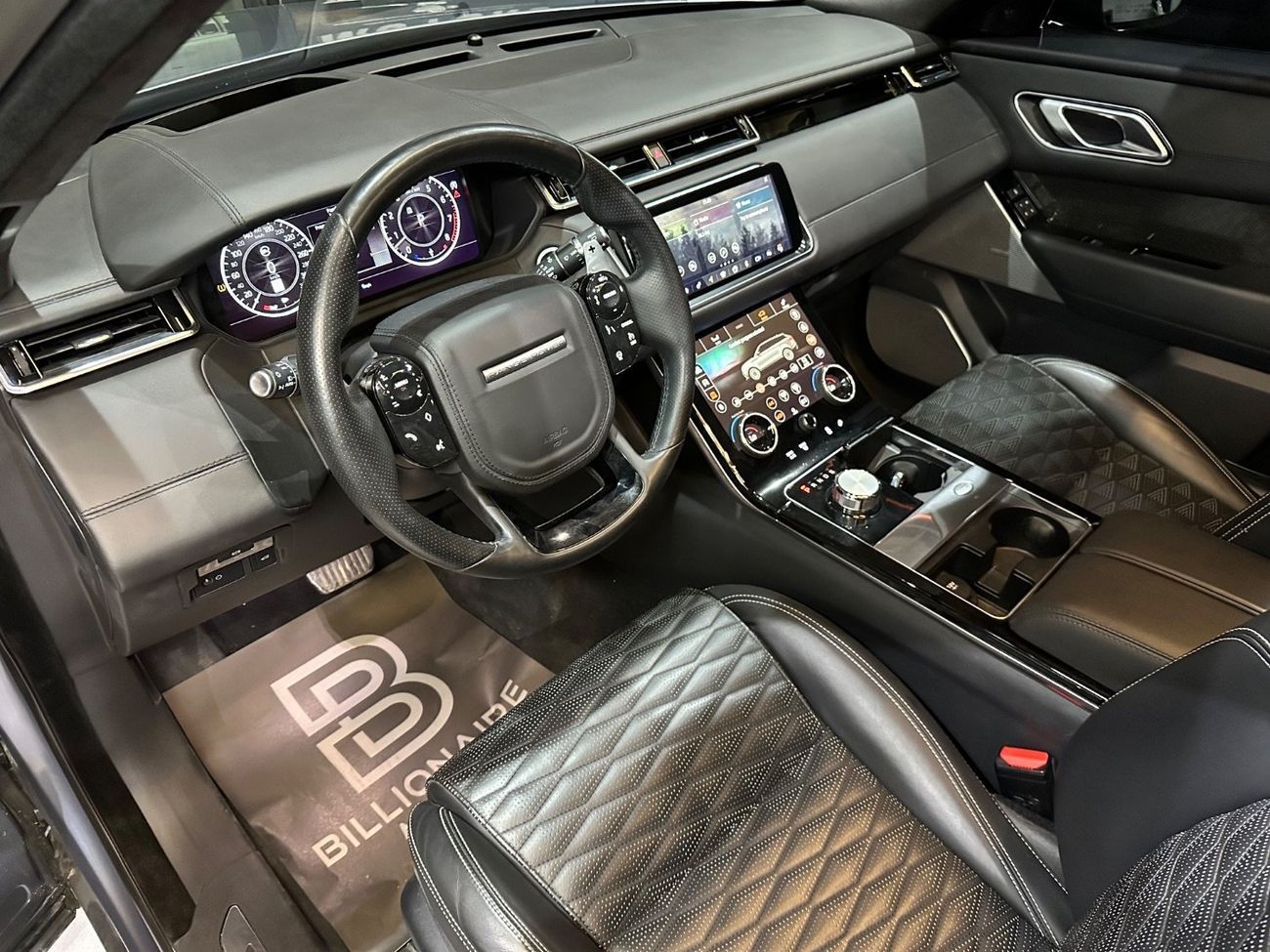 Land Rover Range Rover Velar SVAutobiography Dynamic 5.0L RANGE ROVER SV Autobiography Dynamic V8 | 2020 | VERY GOOD CONDITIONS