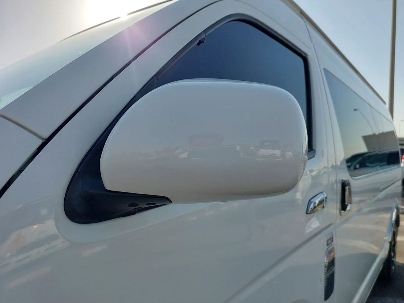 تويوتا هاياس TOYOTA HIACE COMMUTER VAN RHD 2014 MODEL 3.0 L DIESEL AUTOMATIC(PM21971)