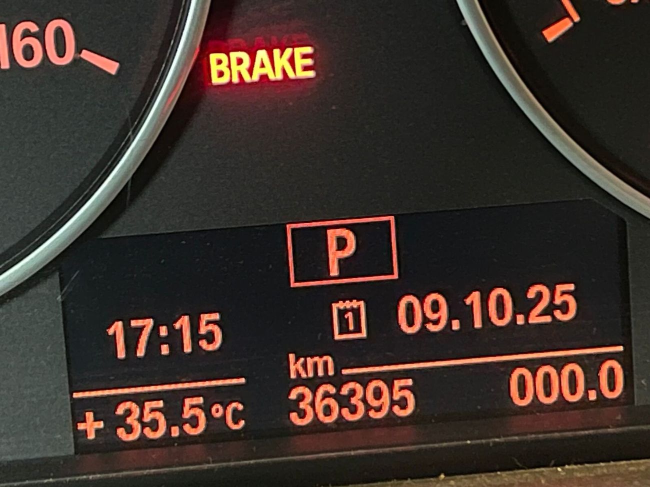 بي أم دبليو 328i Luxury Line 2.0L