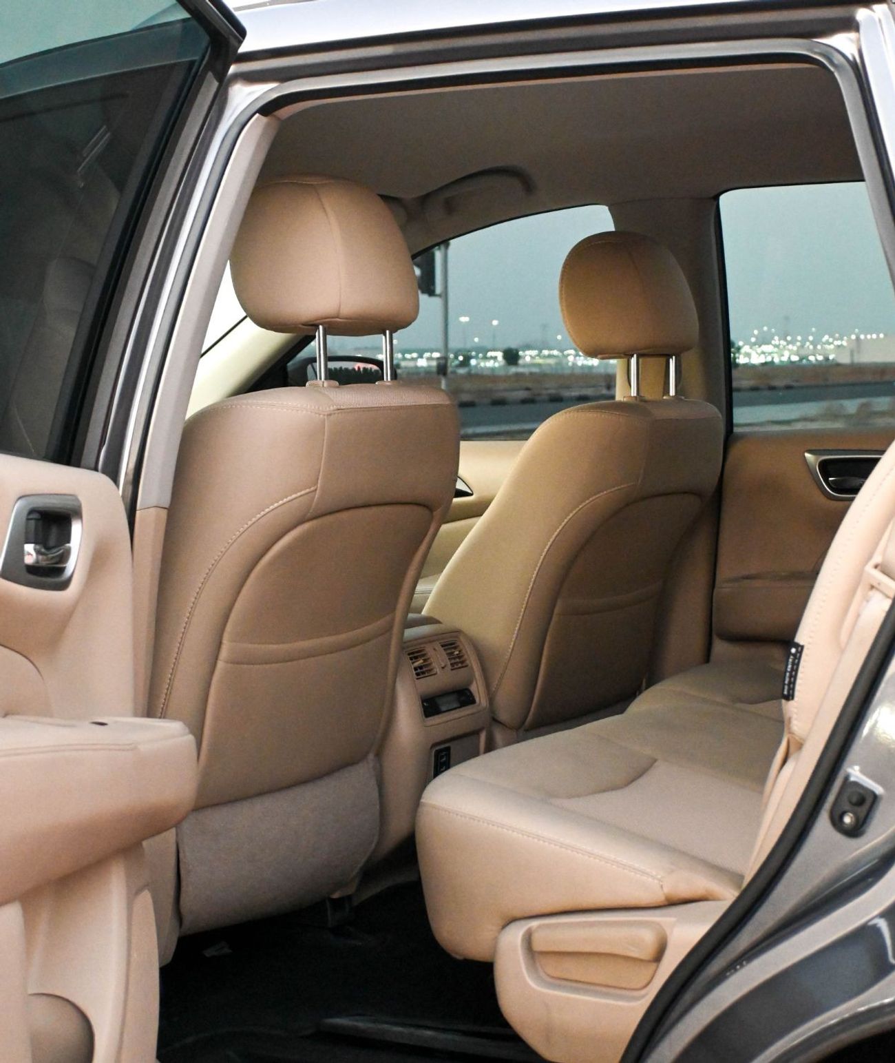 نيسان باثفايندر SL 3.5L (271 HP)