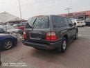 لكزس LX 470 In excellent condition and requires no expense