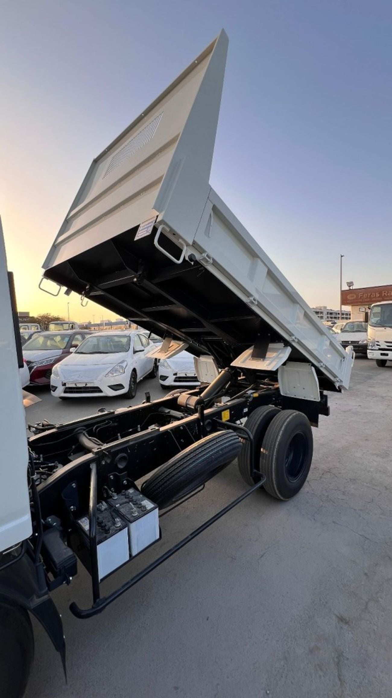 إيسوزو NMR STD Isuzu Nmr Dumper Model 2024