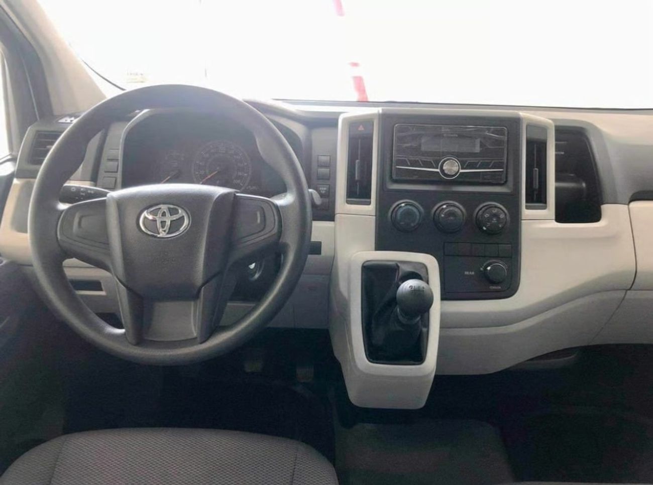 Toyota Hiace Toyota Hiace 2.8 L Diesel STD Roof ( Black Bumper)